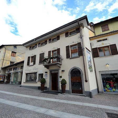 Hotel Silene Parking And Garage Bormio Esterno foto