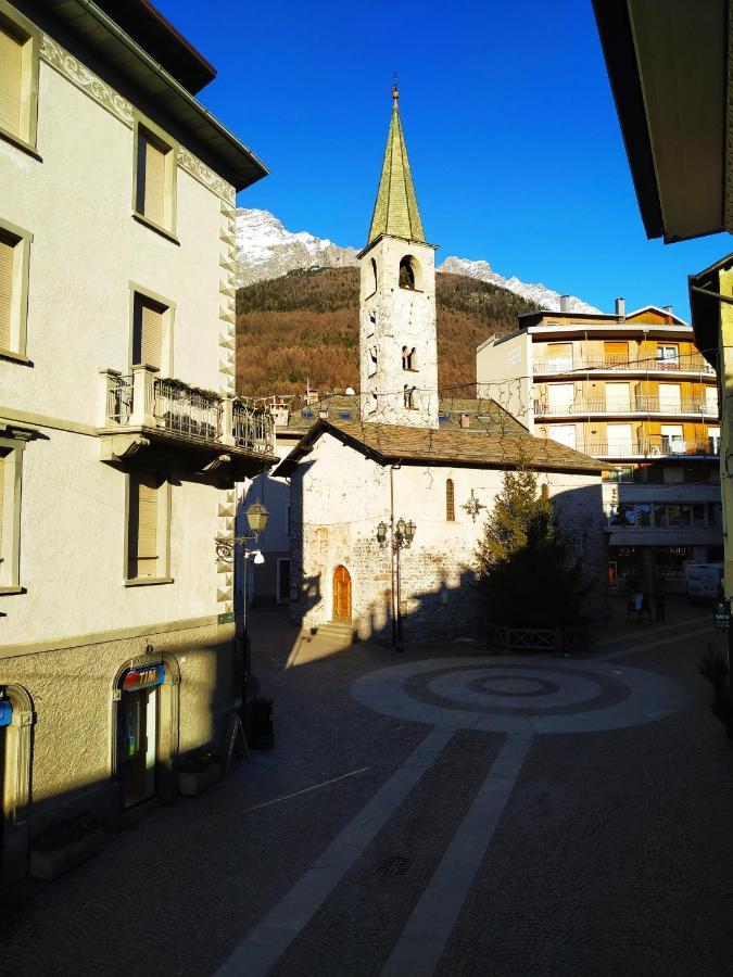 Hotel Silene Parking And Garage Bormio Esterno foto