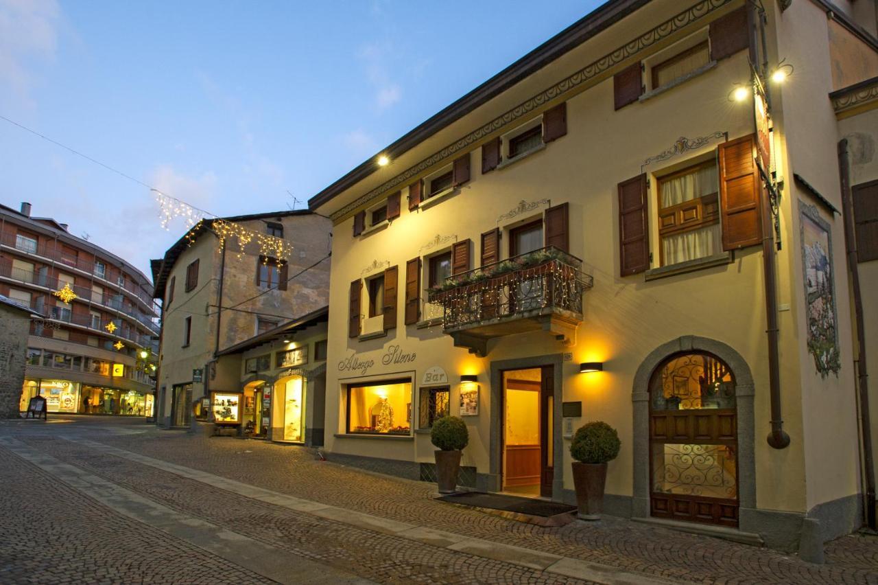 Hotel Silene Parking And Garage Bormio Esterno foto